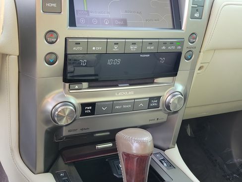 Used 2015 Lexus GX 460 image 27