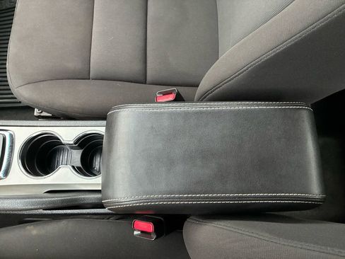 Used 2012 Ford Fusion Hybrid image 33