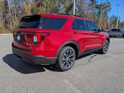 New 2026 Ford Explorer ST-Line image 4