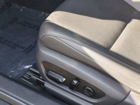 Used 2022 Lexus ES 300h w/ Accessory Package image 12