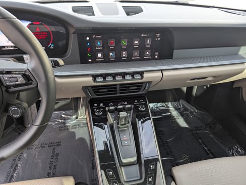 Certified 2025 Porsche 911 Carrera image 19