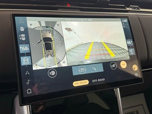 New 2025 Land Rover Range Rover SE image 35