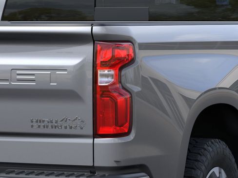 New 2026 Chevrolet Silverado 1500 High Country AWD/4WD image 11