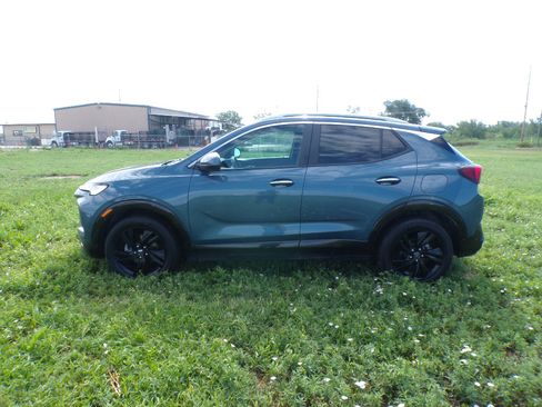 Used 2024 Buick Encore GX Sport Touring AWD/4WD image 8