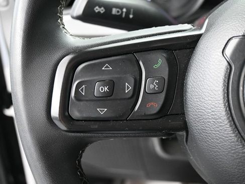 Used 2025 Jeep Wrangler Unlimited Sport AWD/4WD image 37