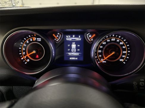 Used 2018 Jeep Wrangler Unlimited Sport S image 11