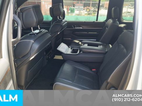 Used 2023 Jeep Grand Wagoneer L Series II AWD/4WD image 20