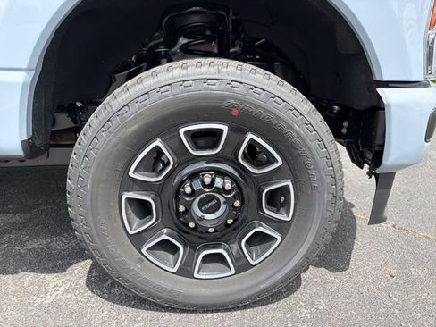 New 2026 Ford F350 4x4 Crew Cab Super Duty image 15