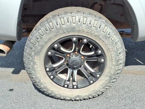 Used 2014 Toyota Tacoma 4x4 Double Cab image 26