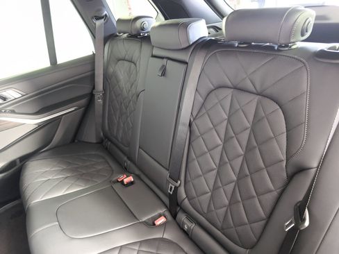 Used 2026 BMW X5 sDrive40i w/ Premium Package image 28