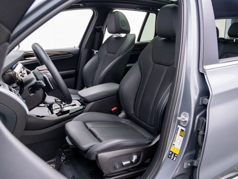 Used 2023 BMW X3 xDrive30i w/ Premium Package image 17