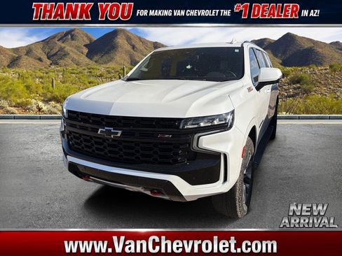 Used 2023 Chevrolet Suburban Z71 w/ Luxury Package AWD/4WD image 1