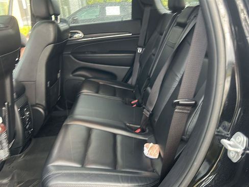 Used 2019 Jeep Grand Cherokee Limited AWD/4WD image 11