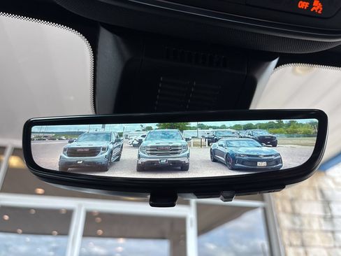 New 2026 Chevrolet Equinox RS w/ Safety and Technology Package FWD image 22