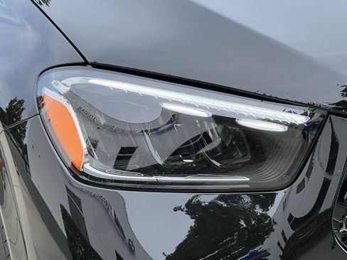 Used 2026 Mercedes-Benz GLE 450 4MATIC image 11