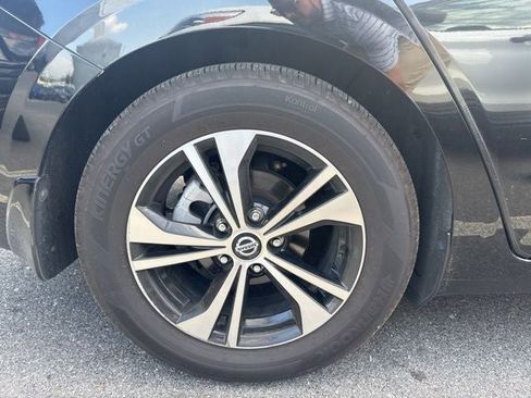 Used 2020 Nissan Sentra SV FWD image 24