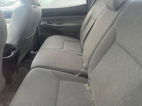 Used 2015 Toyota Tacoma 4x4 Double Cab w/ TRD Off-Road Package image 7