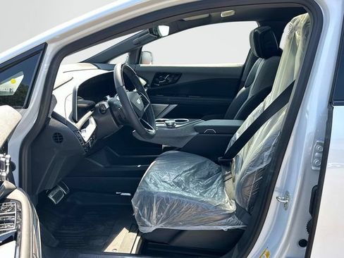 New 2027 Cadillac Optiq Sport w/ LPO, Floor Liner Package AWD/4WD image 10