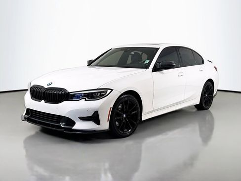Used 2020 BMW 330i Sedan w/ Convenience Package image 1