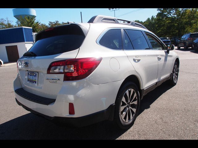 Used 2017 Subaru Outback 2.5i Limited AWD/4WD image 5