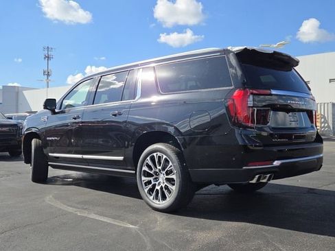 New 2025 GMC Yukon XL Denali w/ Sun & Power Step Package image 23