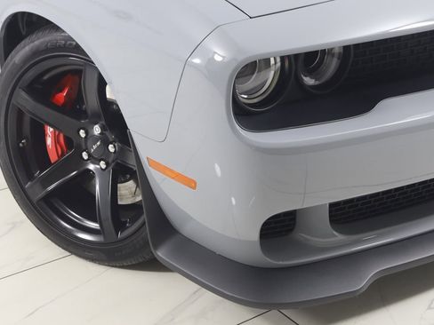 Used 2021 Dodge Challenger SRT Hellcat image 16