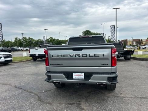 Used 2023 Chevrolet Silverado 1500 RST w/ Max Trailering Package AWD/4WD image 4