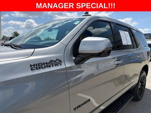 Used 2024 Chevrolet Tahoe High Country AWD/4WD image 16
