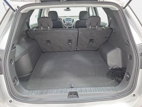 Used 2020 Chevrolet Equinox LS FWD image 34