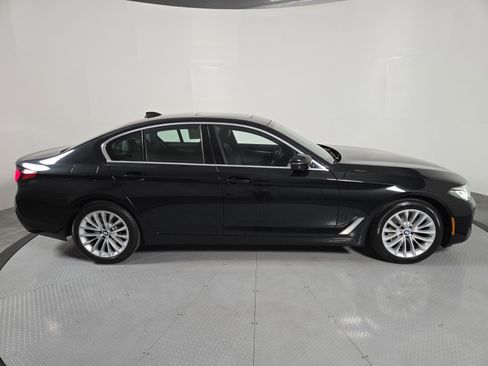 Used 2023 BMW 530i w/ Convenience Package image 17