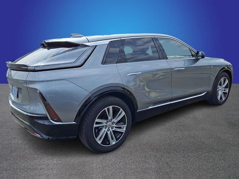Certified 2024 Cadillac Lyriq Tech w/ Driver Assist Package RWD image 5