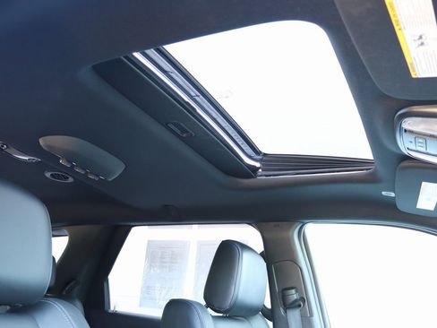 Used 2021 Dodge Durango GT image 9