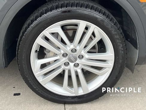 Used 2018 Audi Q5 2.0T Premium Plus w/ Premium Plus Package AWD/4WD image 4