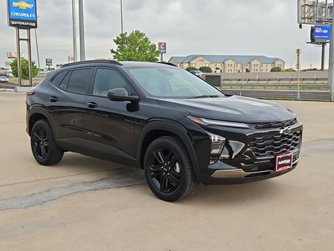 New 2026 Chevrolet Trax ACTIV w/ Driver Confidence Package FWD image 7