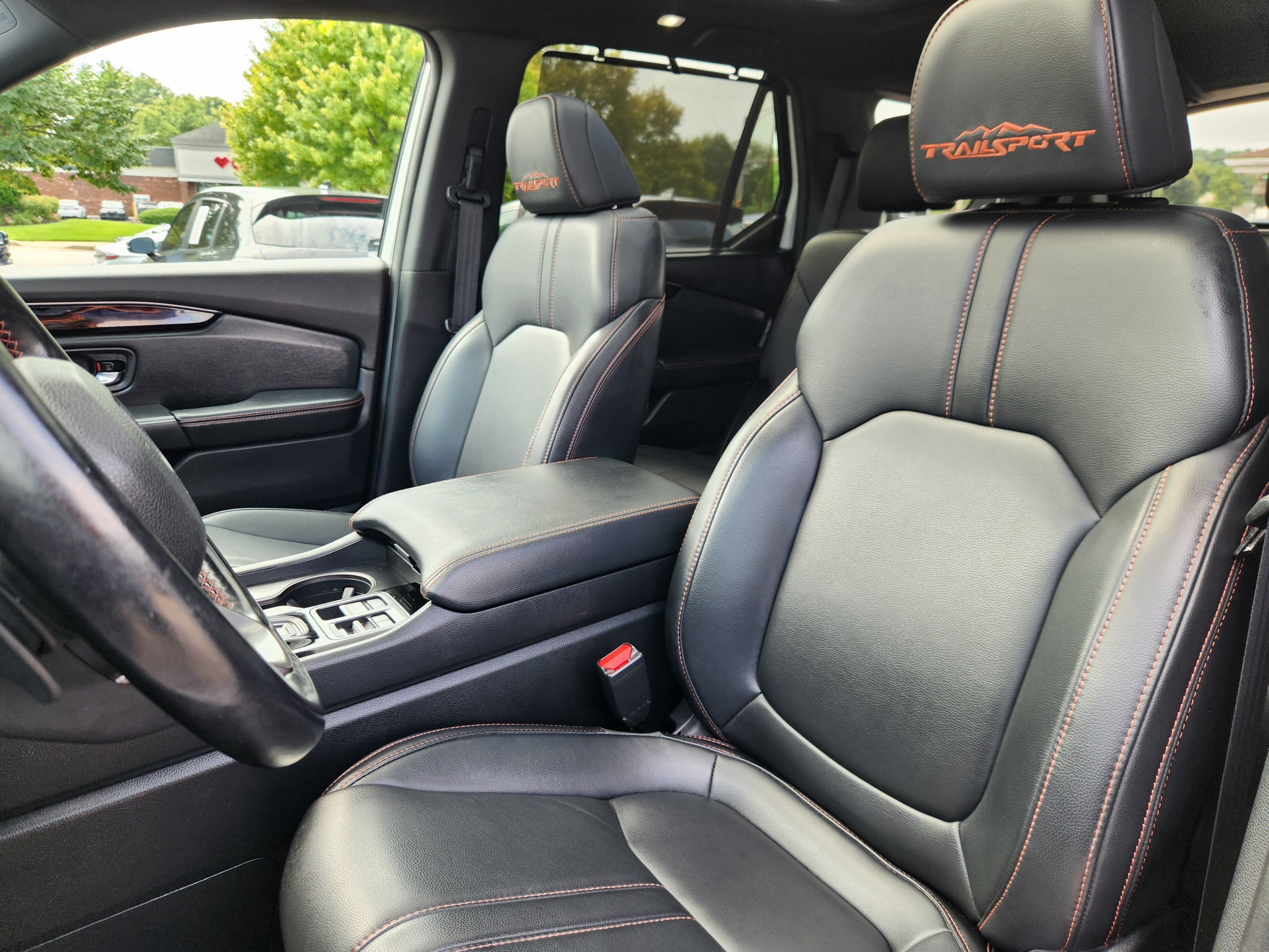 Certified 2024 Honda Pilot TrailSport image 7