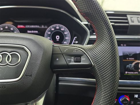 Used 2025 Audi Q3 2.0T Premium Plus w/ Premium Plus Package image 21