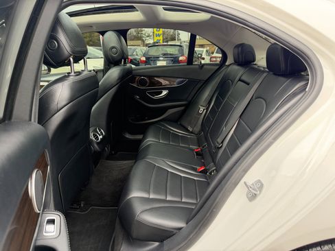 Used 2017 Mercedes-Benz C 300 C 300 4MATIC Sedan image 31