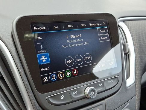 Used 2022 Chevrolet Malibu LT image 15