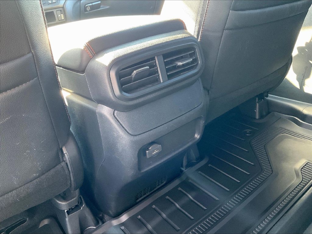 Used 2025 Honda Ridgeline TrailSport image 12