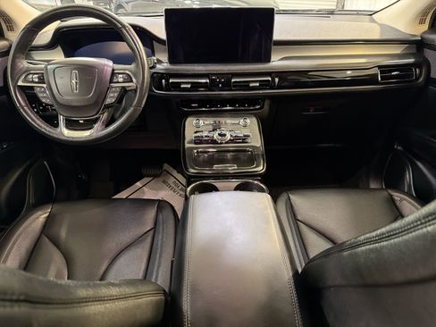 Used 2023 Lincoln Nautilus FWD image 22