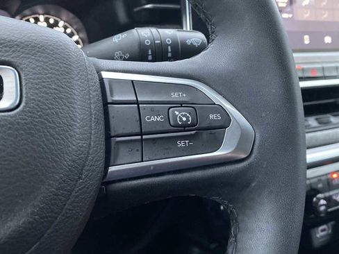 Used 2023 Jeep Compass Latitude w/ Convenience Group image 22