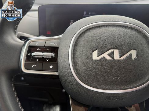Certified 2024 Kia Sorento S FWD image 25