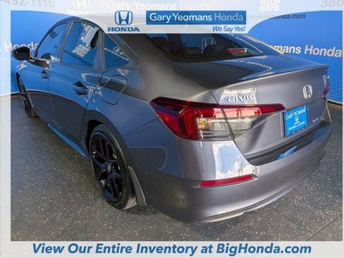 Used 2025 Honda Civic Sport image 9