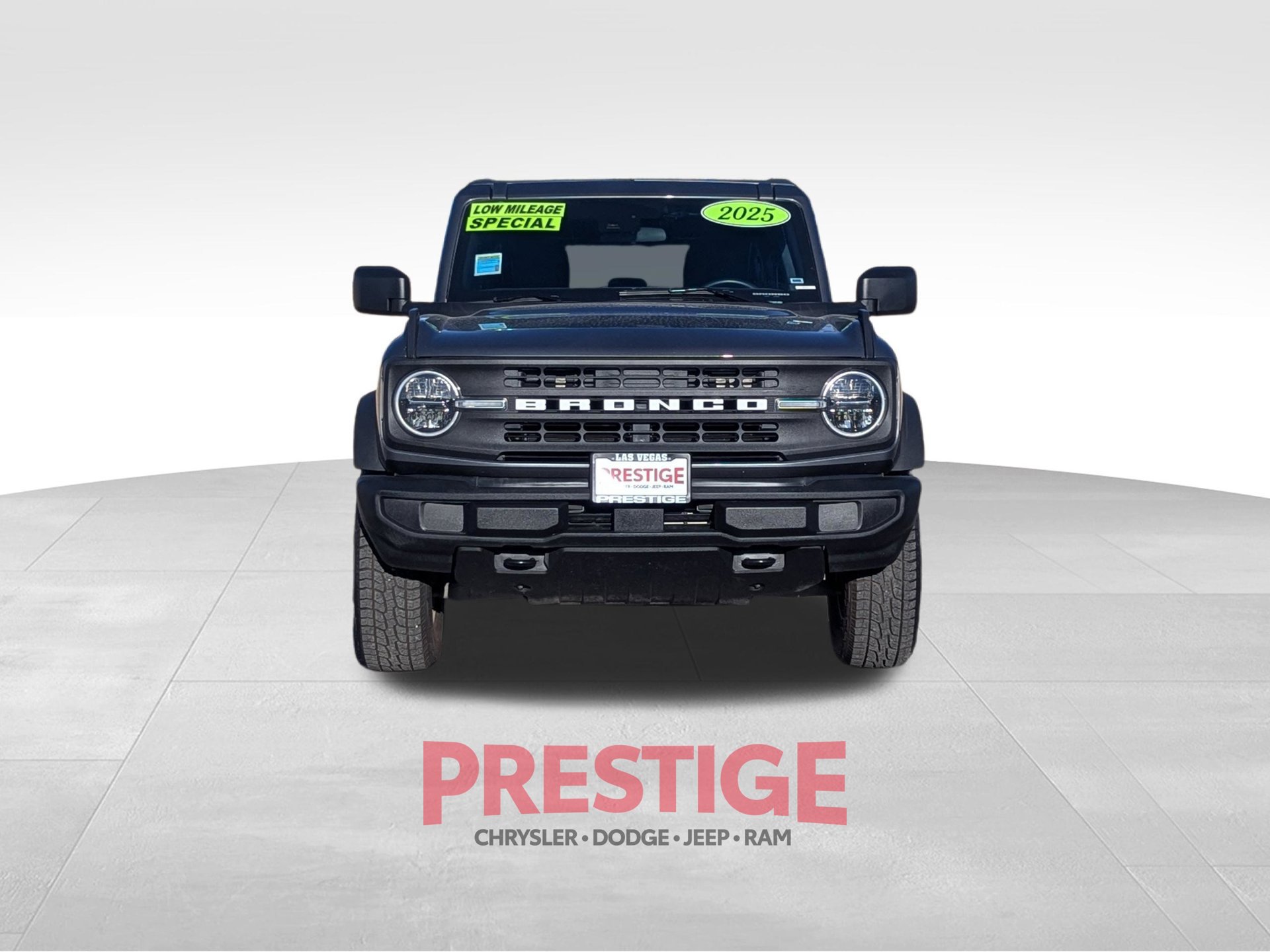 Used 2025 Ford Bronco Big Bend AWD/4WD image 3