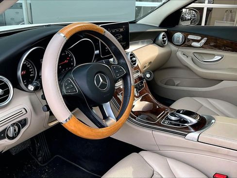 Used 2016 Mercedes-Benz C 300 4MATIC Sedan image 13