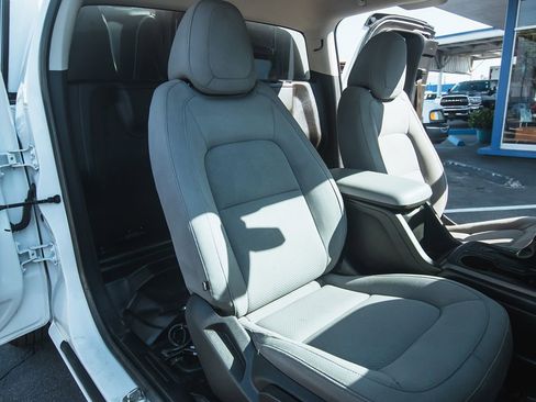 Used 2021 Chevrolet Colorado W/T w/ WT Convenience Package image 9