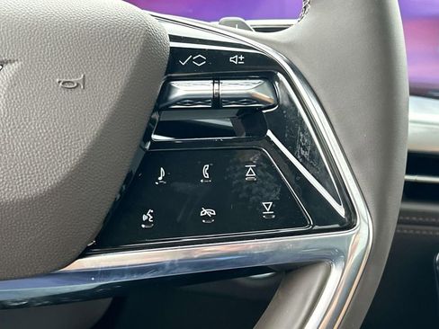 New 2026 Cadillac Escalade Luxury w/ Touring Package image 31