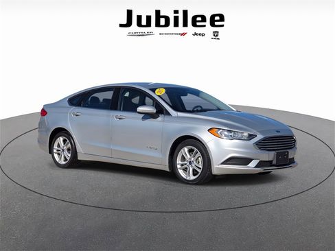 Used 2018 Ford Fusion S image 1