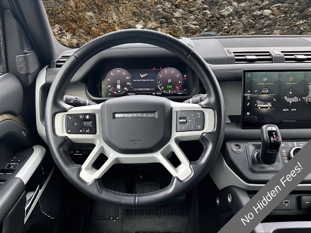 Used 2024 Land Rover Defender 110 SE AWD/4WD image 5