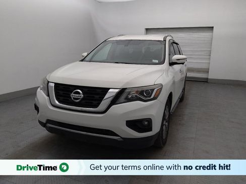 Used 2020 Nissan Pathfinder SL image 1